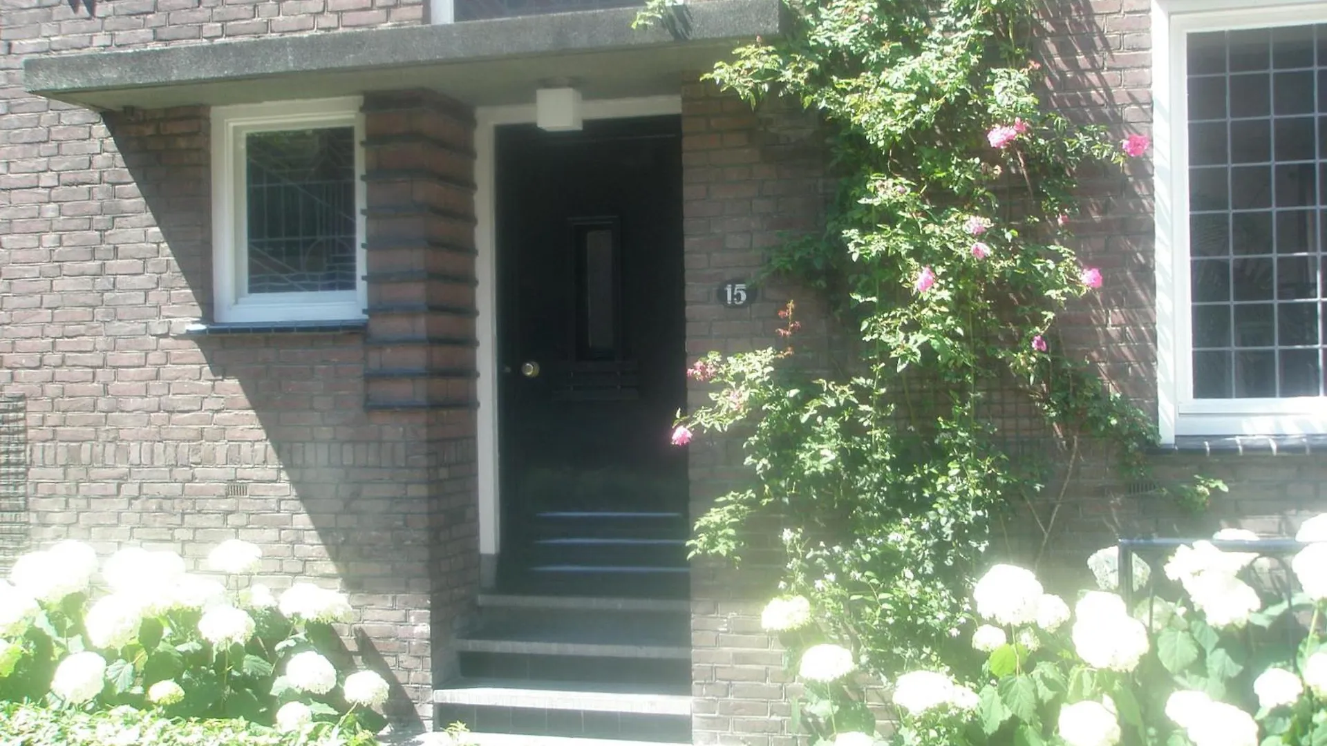 Alberti Bed & Bike Bed & Breakfast Maastricht 2*,  Netherlands