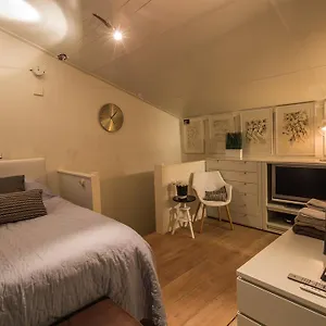 Sleep At Slim 2*, Amsterdam Netherlands